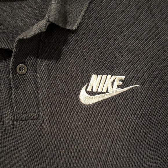 Nike Men's Polo Shirt in Black - Picture 3 of 4